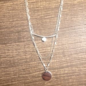 NINE WEST NECKLACE